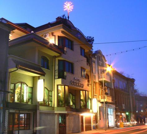 Hotel Cosmos Asenovgrad Exterior foto